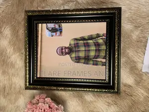 8 by 10 Picture Frame