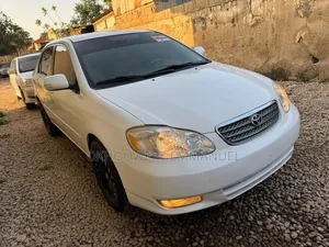 Toyota Corolla Sedan 2003 White
