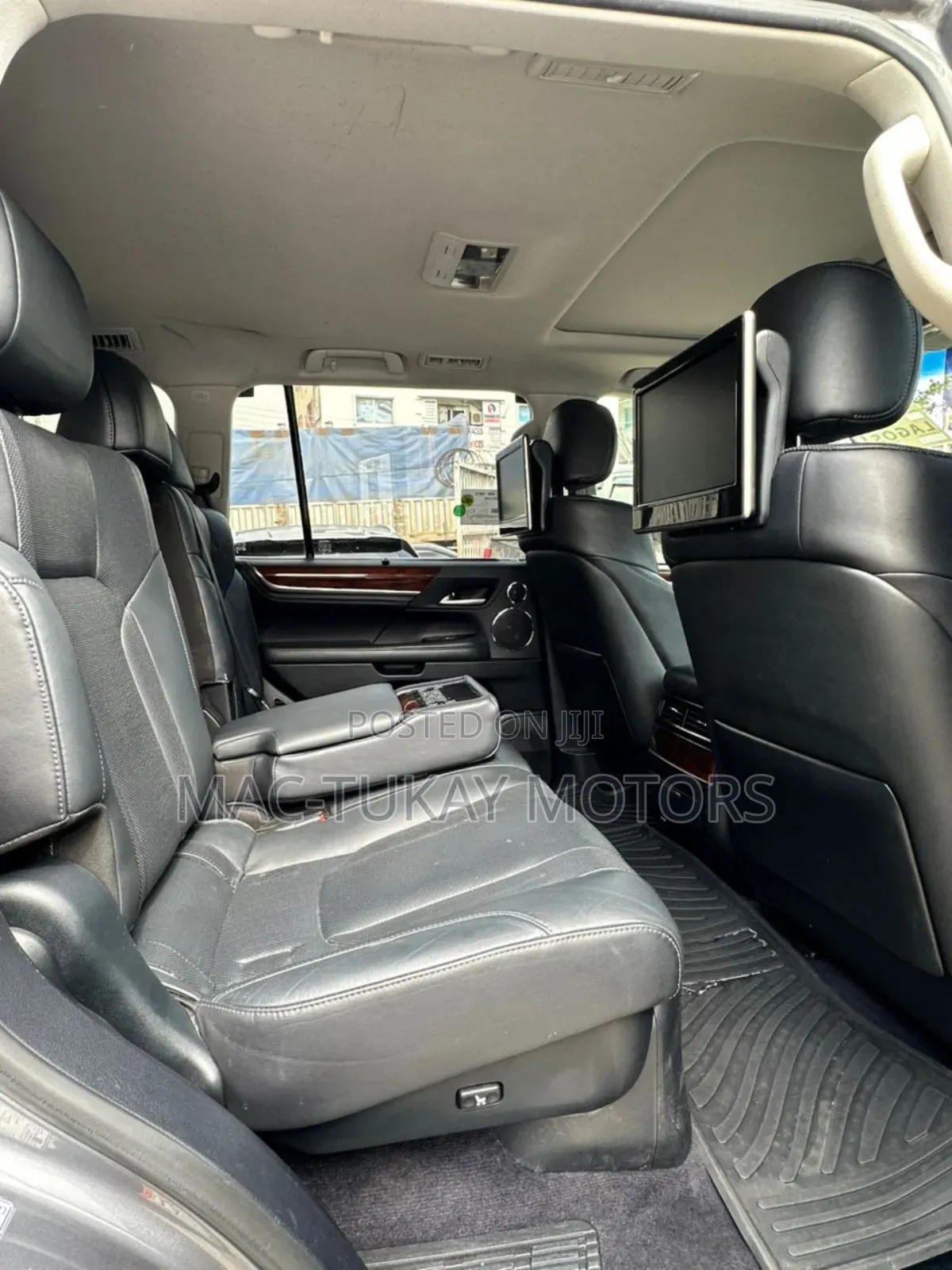 Lexus LX 570 AWD 2017 Gray