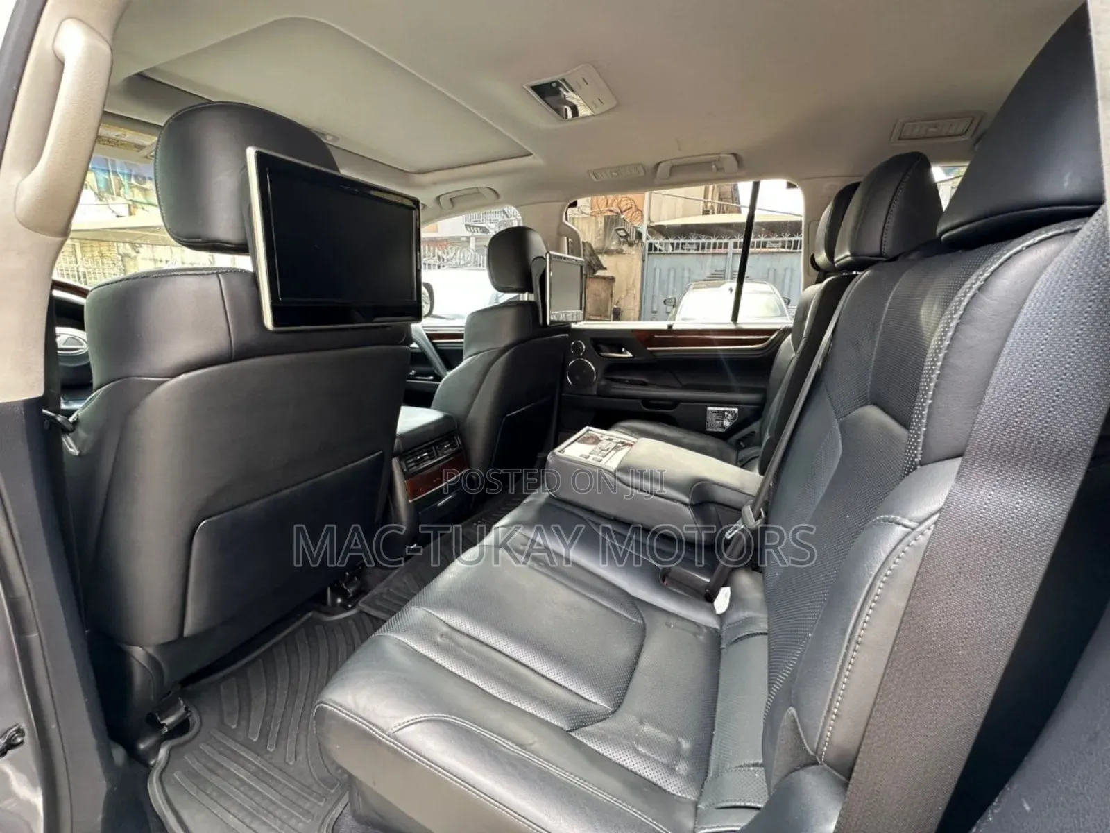 Lexus LX 570 AWD 2017 Gray