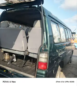 Volkswagen Transporter 2005 Green