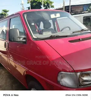 Volkswagen Transporter 2005 Red