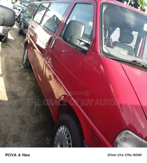 Volkswagen Transporter 2005 Red