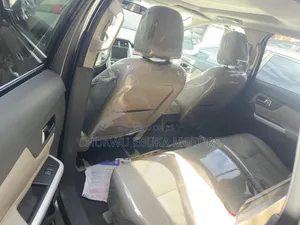 Ford Edge Limited 4dr AWD (3.5L 6cyl 6A) 2013 Gold