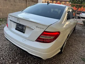 Mercedes-Benz C300 Luxury 4Matic Sedan AWD (3.5L 6cyl 7A) 2013 White