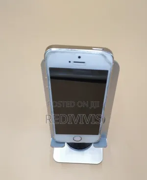 Apple iPhone 5s 16 GB Rose Gold