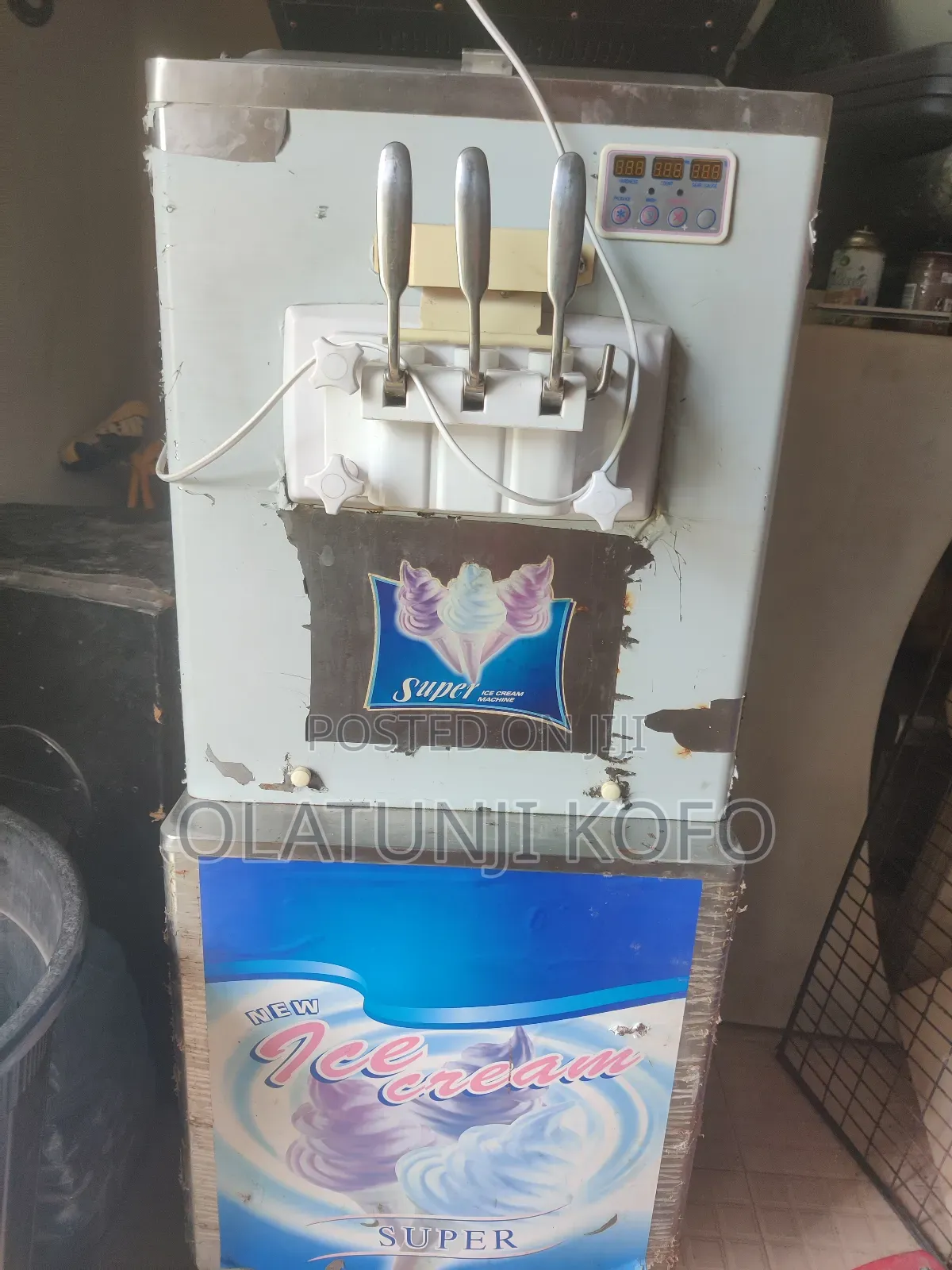 Ice Cream Machine