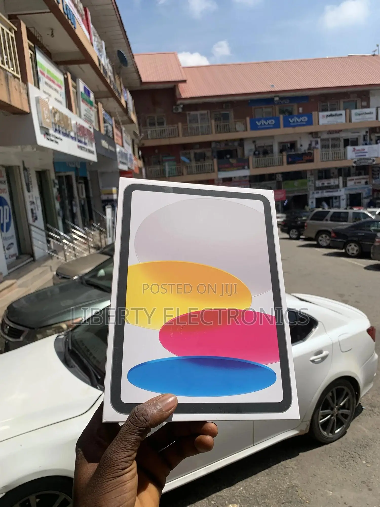 New Apple iPad (2022) 128 GB Silver