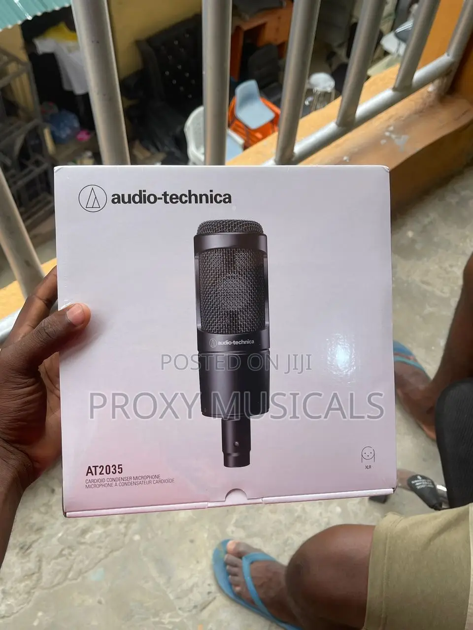 Audio Technica At2035 Microphone