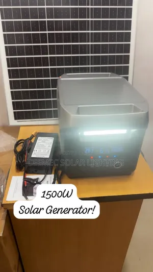 All-in-One Solar Generator With Panel