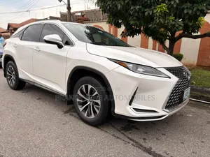 Lexus RX 350 2021 White