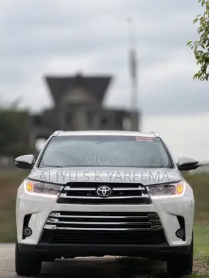 Toyota Highlander Limited 4dr SUV AWD (3.5L 6cyl 6A) 2015 White
