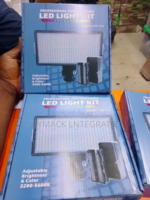 Professional Led Light 416