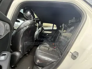 Mercedes-Benz GLC-Class 2019 White