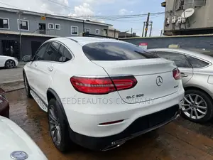 Mercedes-Benz GLC-Class 2019 White