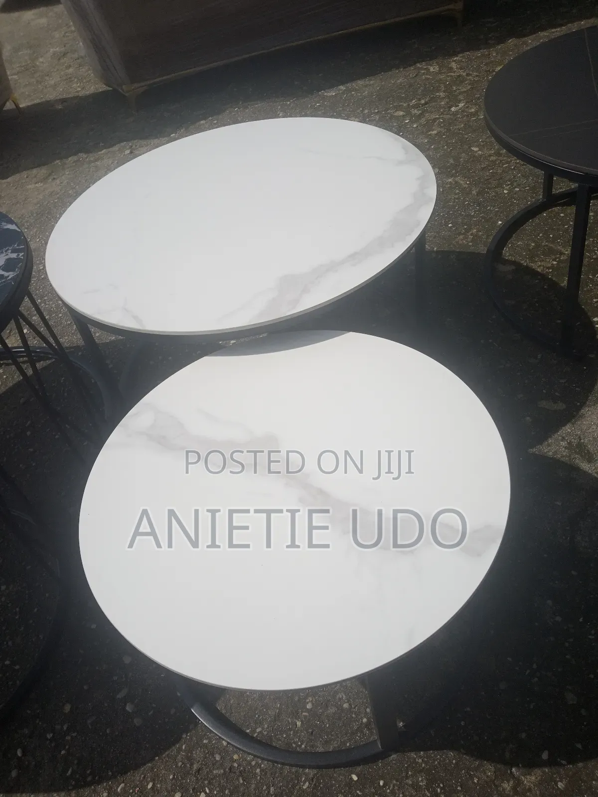 Round Marble Table