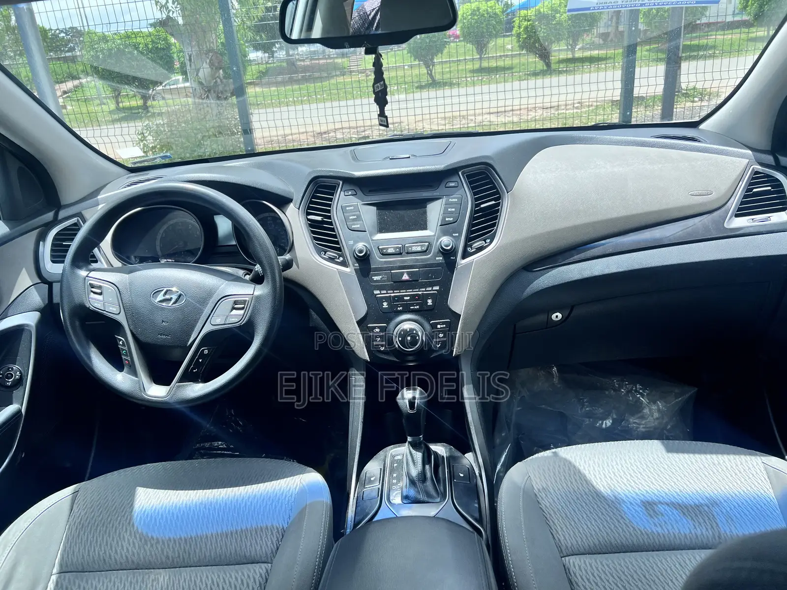 Hyundai Santa Fe SE AWD 2016 Silver
