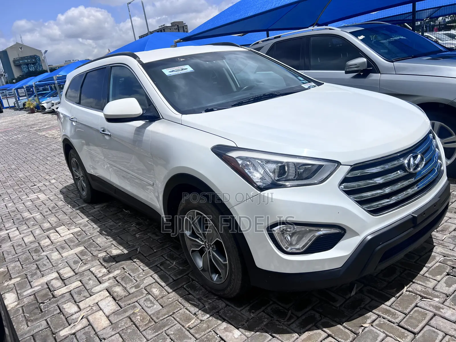 Hyundai Santa Fe SE AWD 2016 Silver