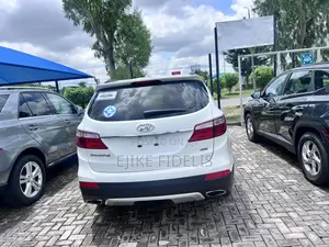 Hyundai Santa Fe SE AWD 2016 Silver