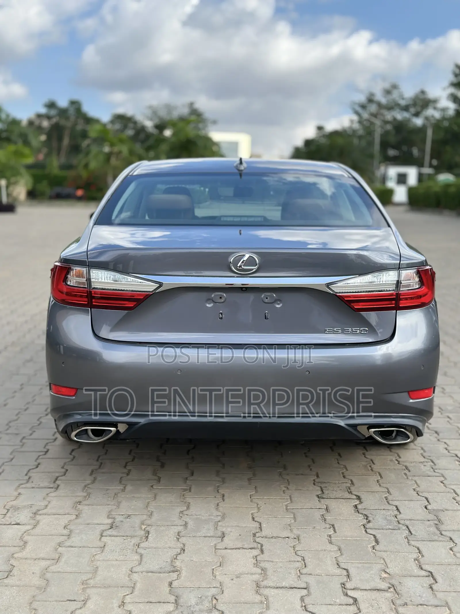 Lexus ES 2016 Gray
