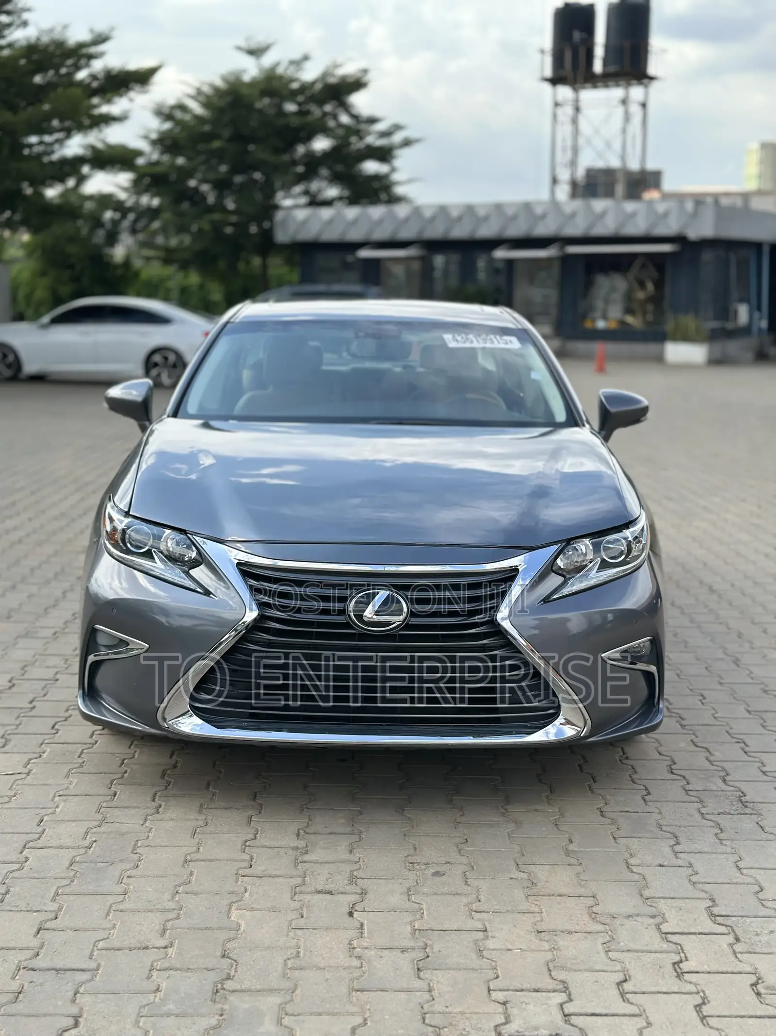 Lexus ES 2016 Gray