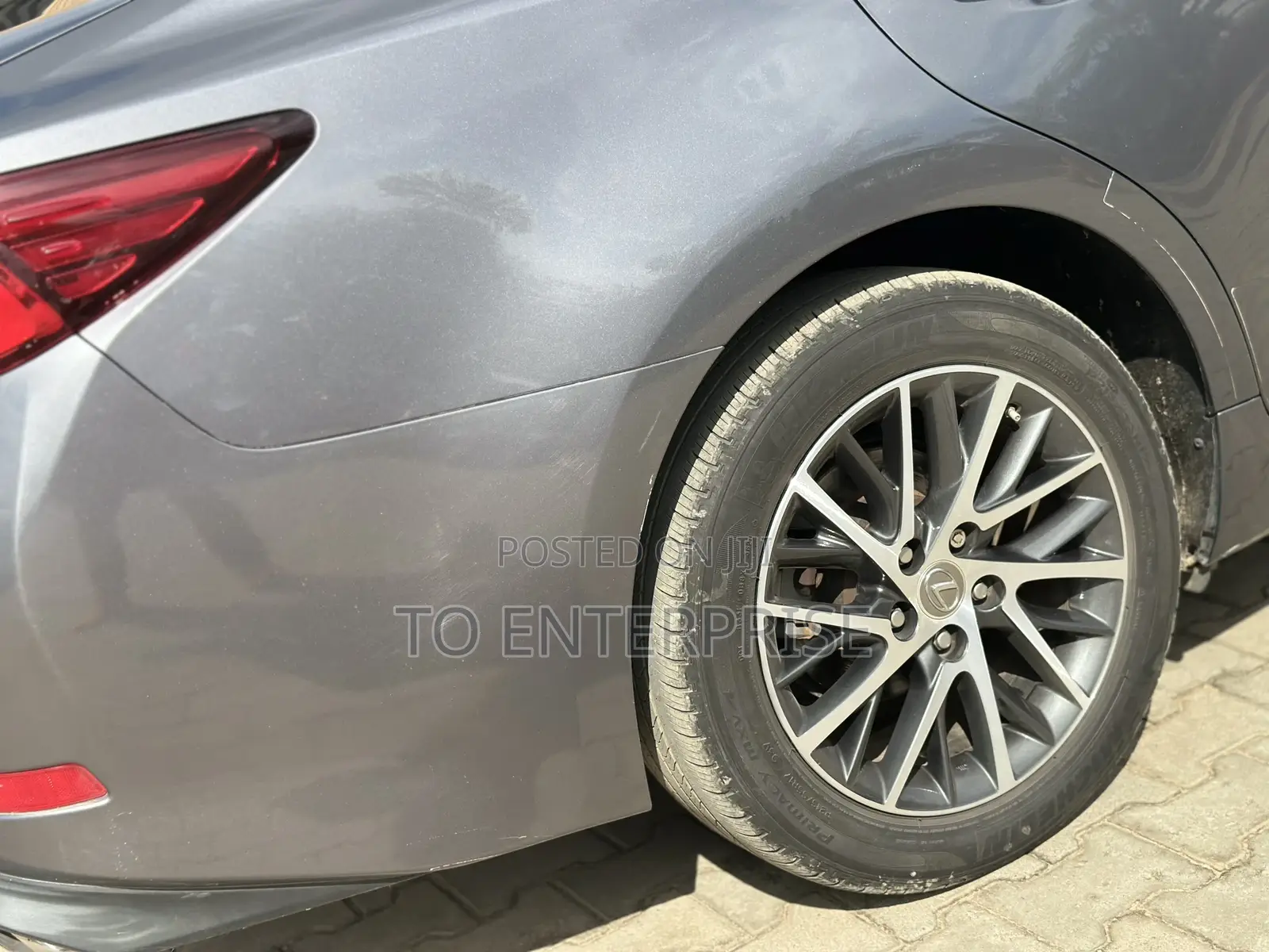 Lexus ES 2016 Gray
