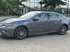 Lexus ES 2016 Gray