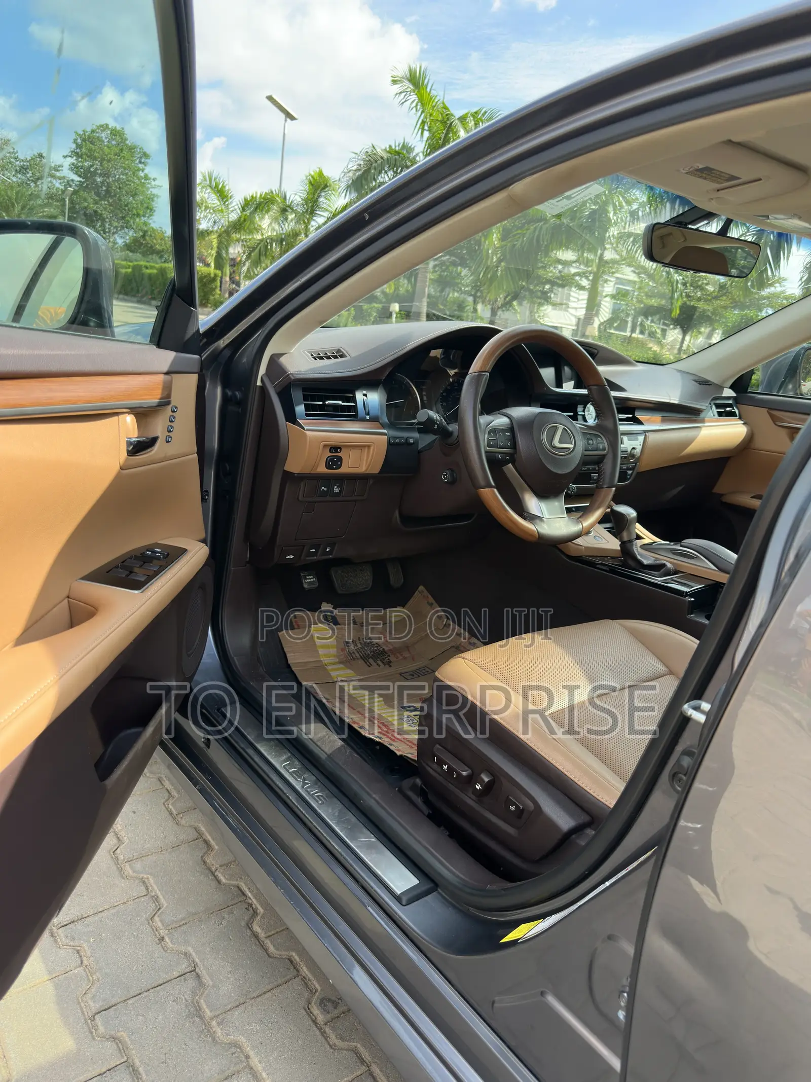 Lexus ES 2016 Gray