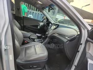 Hyundai Santa Fe GLS 4dr SUV AWD (3.3L 6cyl 6A) 2015 Silver