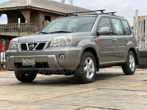 Nissan X-Trail 2.0 2007 Brown