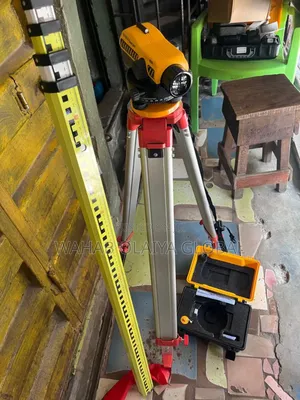 CST/Berger 32x Automatic Level Inspection – High Precision Tool