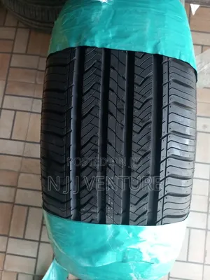 265 40 R22 Bearway Tyre