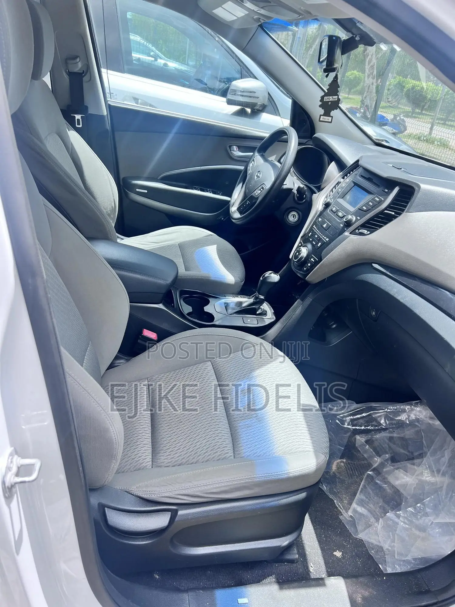 Hyundai Santa Fe SE AWD 2016 Silver