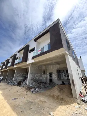 4bdrm Duplex in Sangotedo for sale