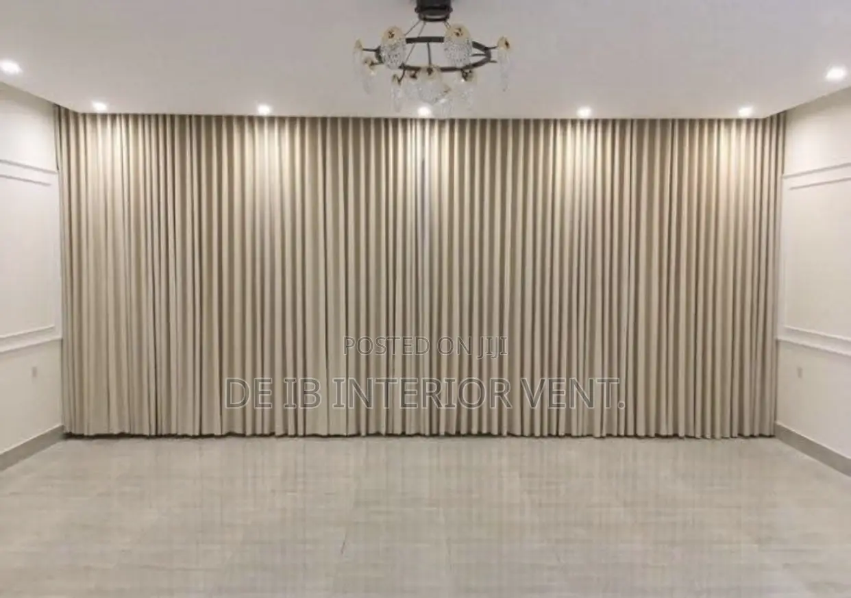 Curtain Curtain