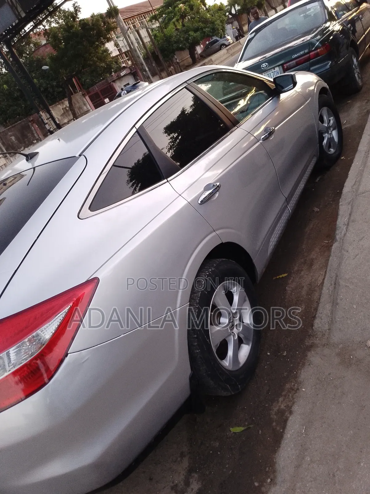 Honda Accord Coupe EX V-6 2010 Silver