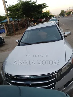 Honda Accord Coupe EX V-6 2010 Silver