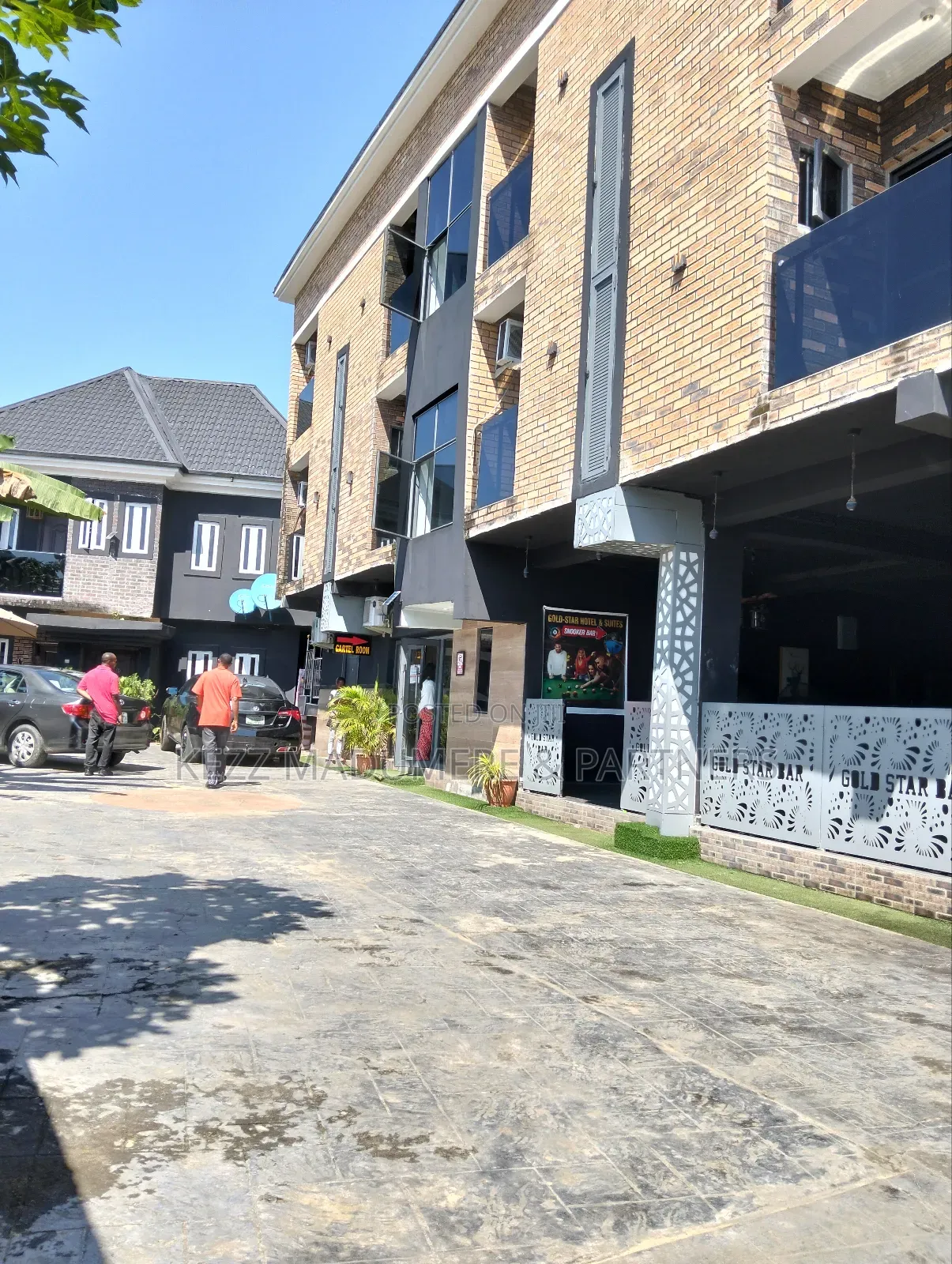 For Sale : Functional Hotel