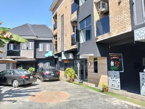 For Sale : Functional Hotel