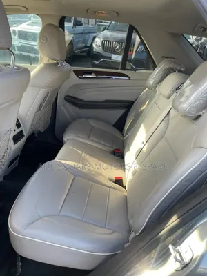 Mercedes-Benz M Class ML350 4MATIC 4dr SUV AWD (3.5L 6cyl 7A) 2014