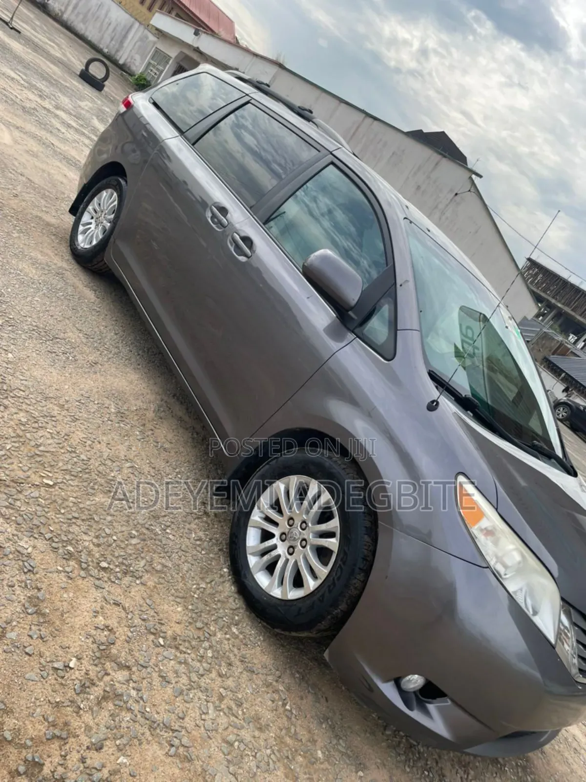 Toyota Sienna 2011 Gray