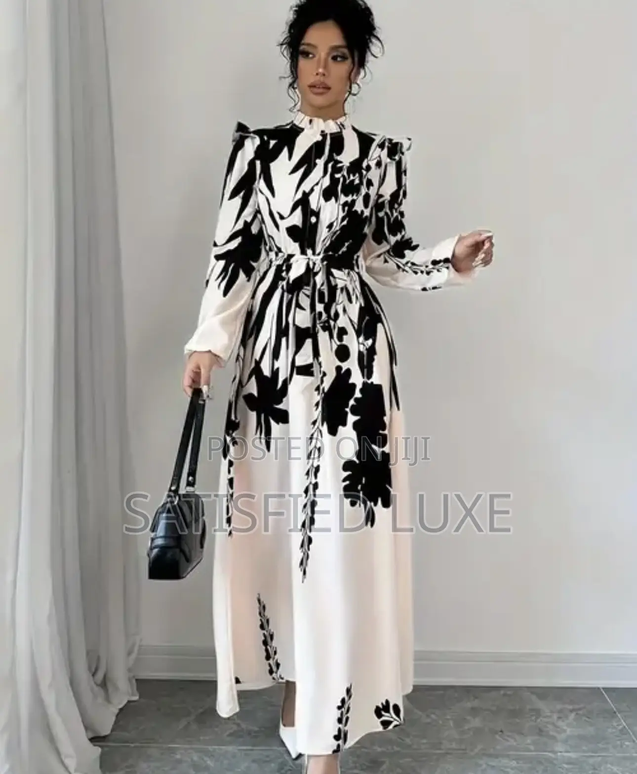 Ladies Classic Glam Outfit