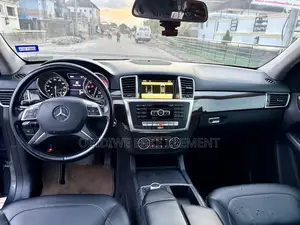 Mercedes-Benz M Class ML 350 4Matic 2012 Gray