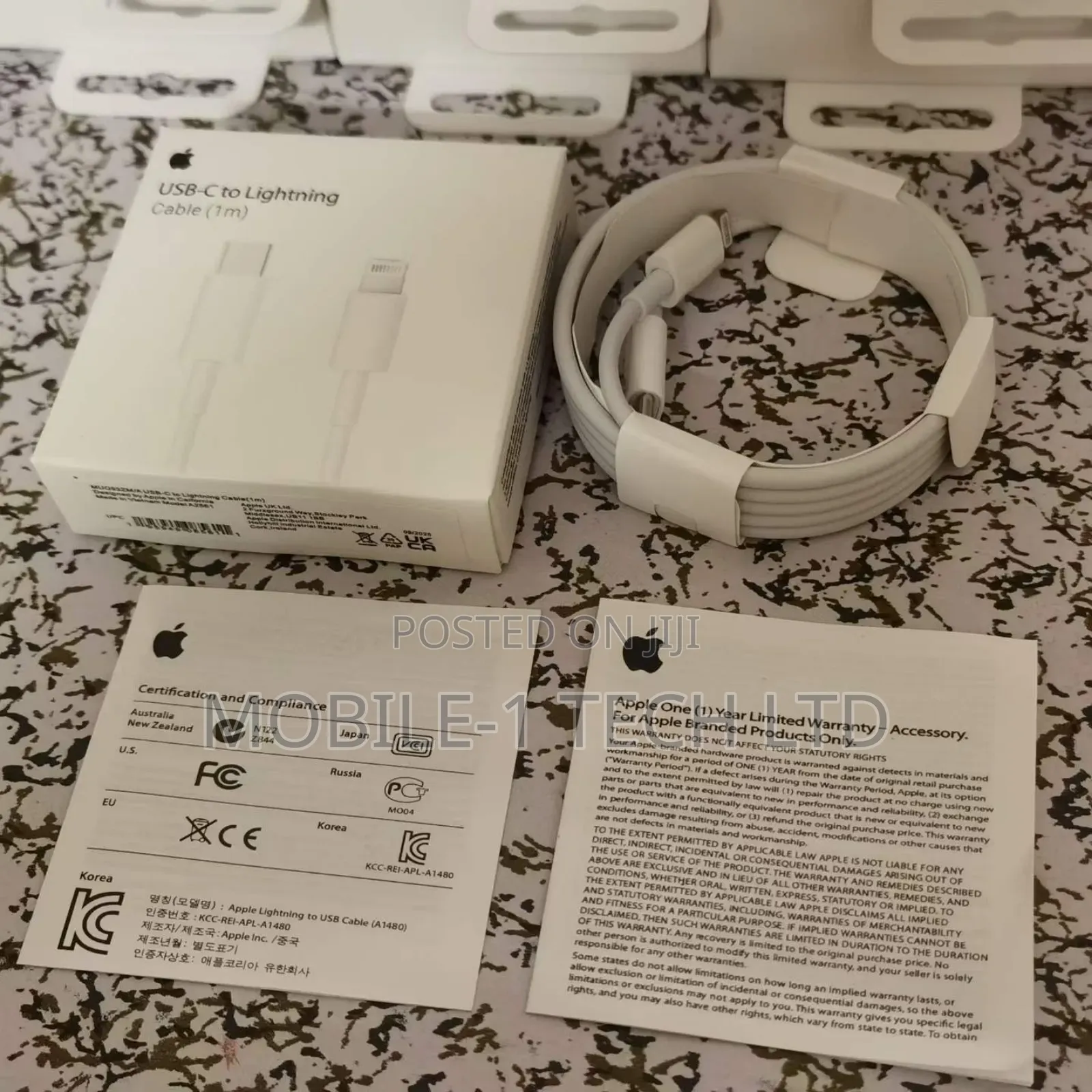 Apple Usb-C to Headphone Jack