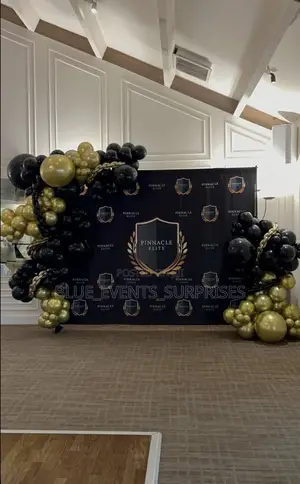 Event Decor/Ballon Backdrops/Table Arrangements
