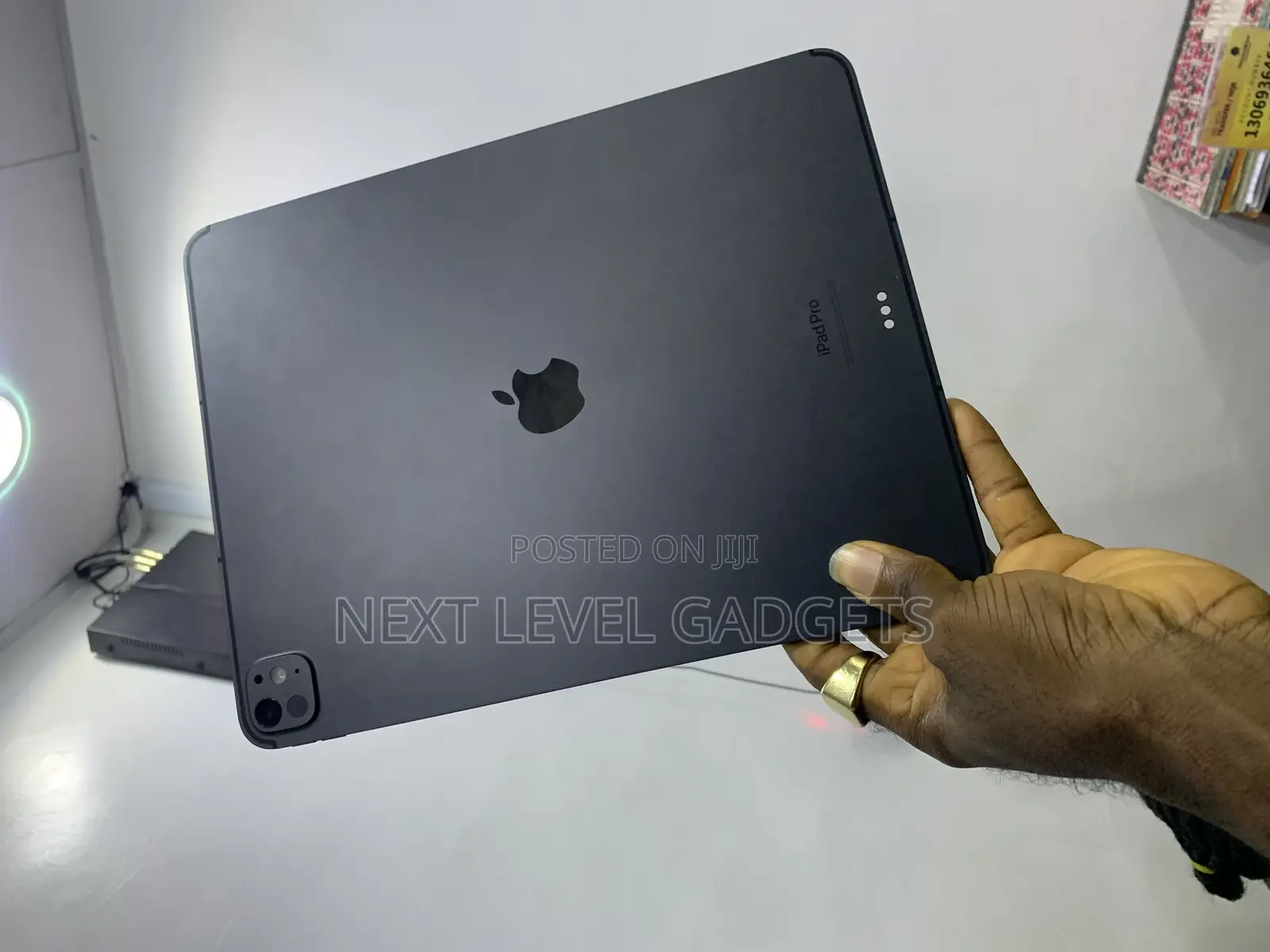 Apple iPad Pro 13 (2024) 256 GB Gray