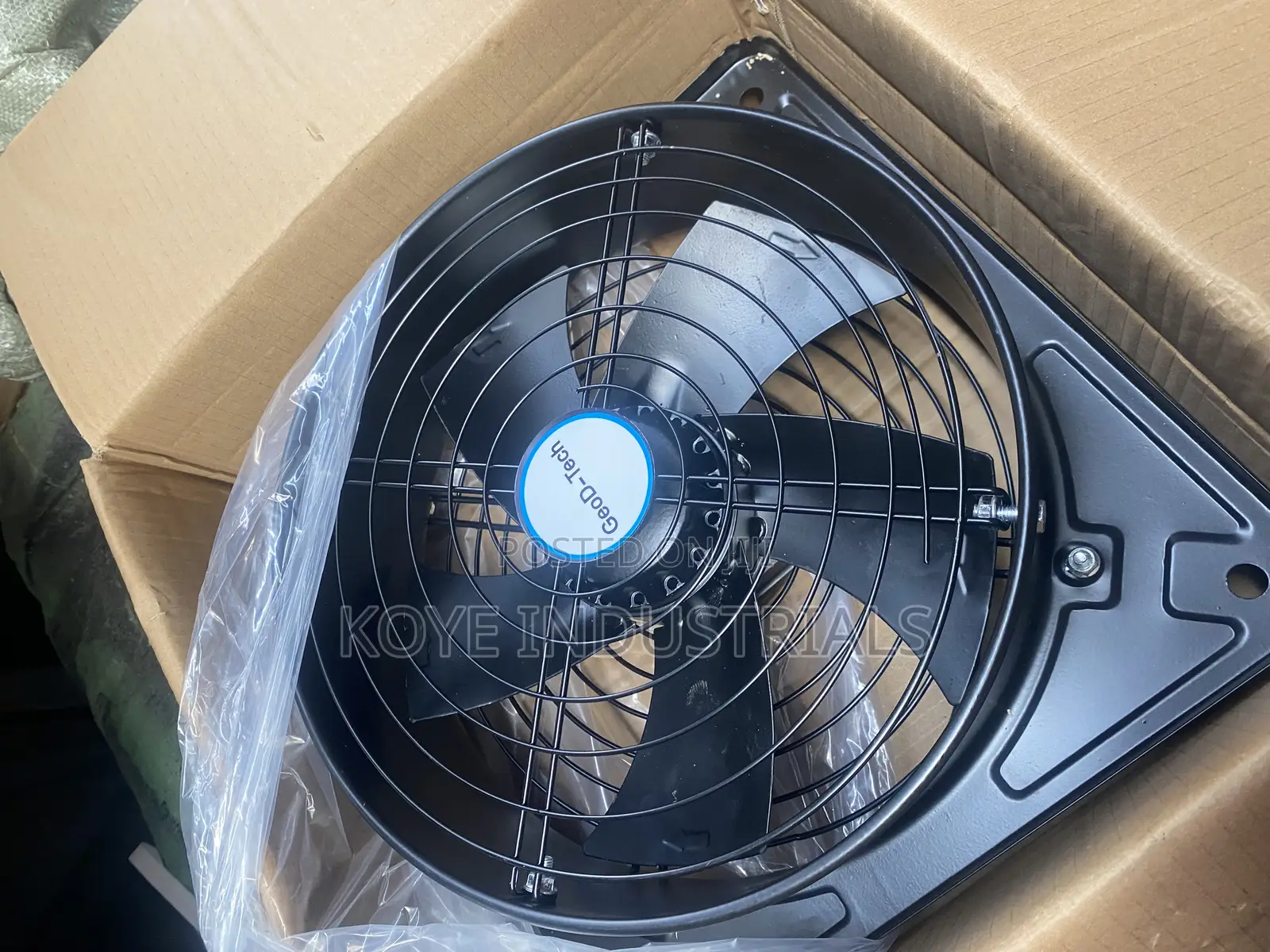 Square Aixal Fan