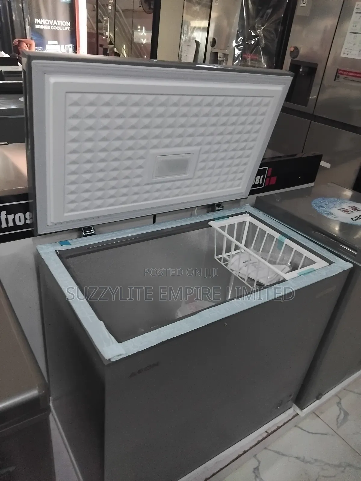 Aeon 200 Liters Chest Freezer Low Energy Saving