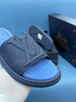 Brand New Louis Vuitton Oasis Slippers