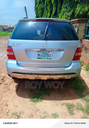 Mercedes-Benz M Class ML 500 AWD 4Matic (5.0L V8 7A) 2006 Blue